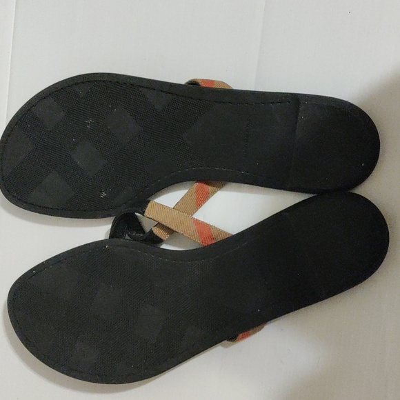 Burberry Masie Nova check Thong Flat Thong Sandals Sz 38.5 - Picture 8 of 9